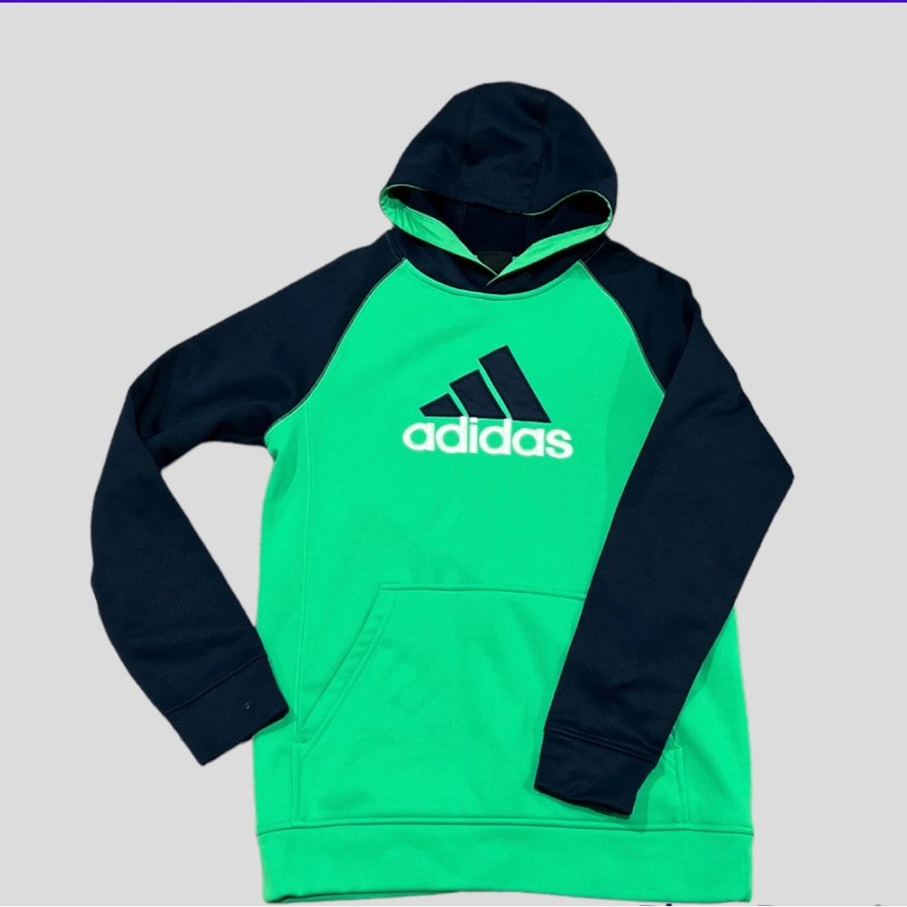 🚨 Price Drop 🚨 Youth Adidas Hoodie